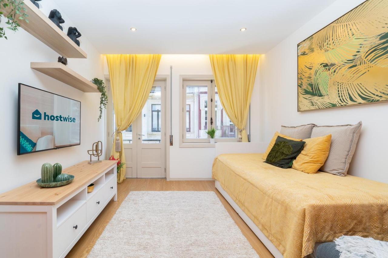 Апартаменты Host Wise - Colorful Bright Flat With Balcony Порту Экстерьер фото