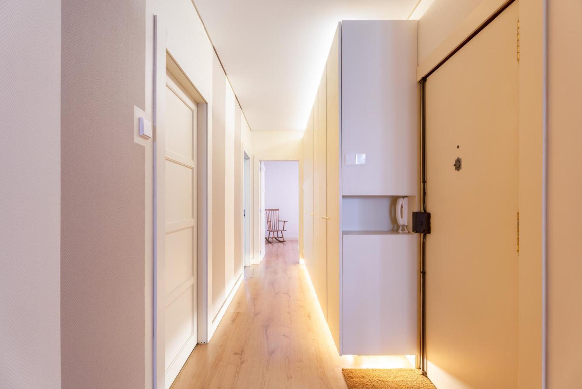 Апартаменты Host Wise - Colorful Bright Flat With Balcony Порту Экстерьер фото